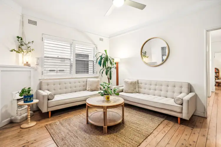 2/35 Fletcher Street, Tamarama NSW 2026