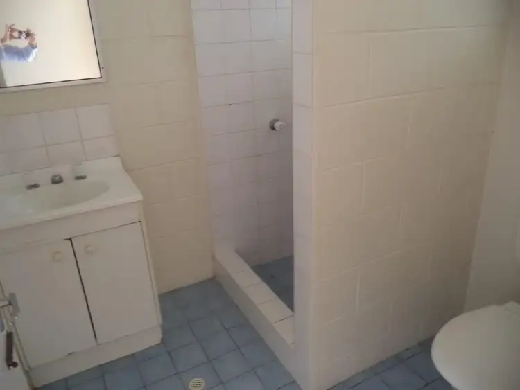 Fifth view of Homely unit listing, 2/1 Bardon Esplanade, Bardon QLD 4065