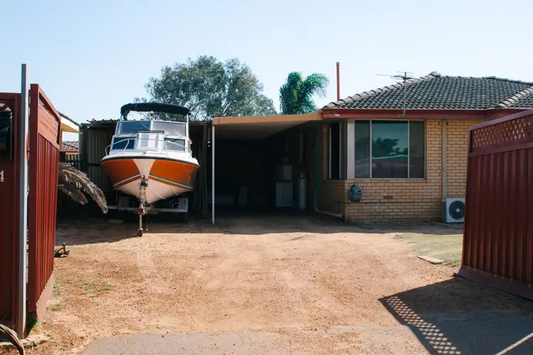 24 Devenish Street, Utakarra WA 6530