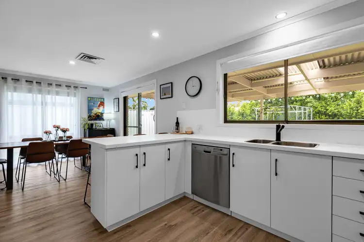 Sixth view of Homely house listing, 4 Mansell Drive, Mildura VIC 3500