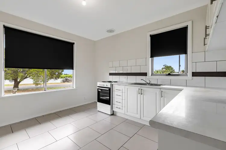 Sixth view of Homely house listing, 1 Kauri Street, Red Cliffs VIC 3496