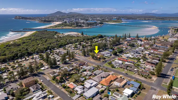 8/43-45 Beach Street, Tuncurry NSW 2428