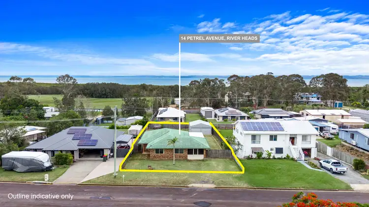 14 Petrel Avenue, River Heads QLD 4655