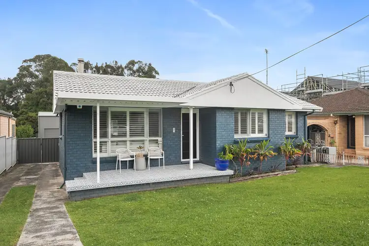 107 Devonshire Crescent, Oak Flats NSW 2529