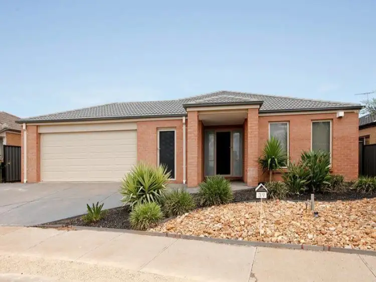 Second view of Homely house listing, 39 Hummingbird Boulevard, Tarneit VIC 3029