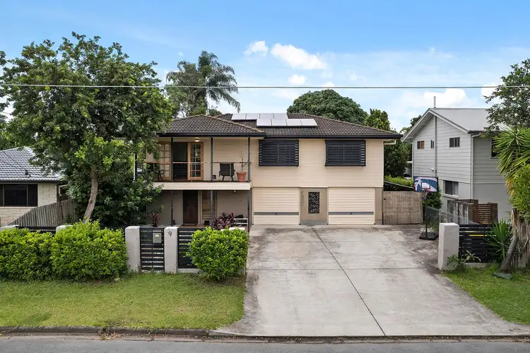 9 Crescent Court, Albany Creek QLD 4035