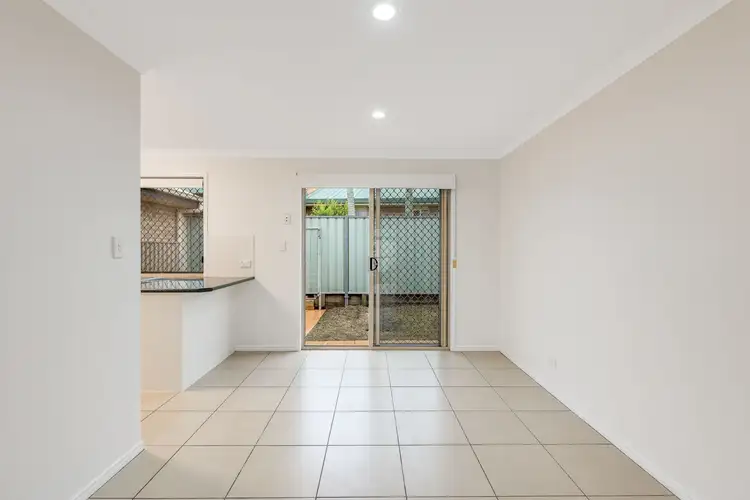 Fifth view of Homely unit listing, 4/351 Greenwattle Street, Wilsonton QLD 4350