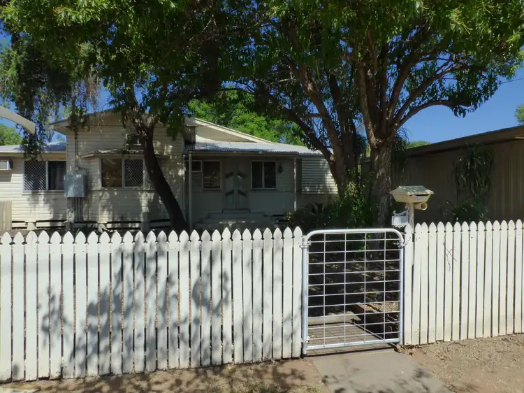 Main view of Homely unit listing, Unit 2, 164 Victoria Street, St George QLD 4487
