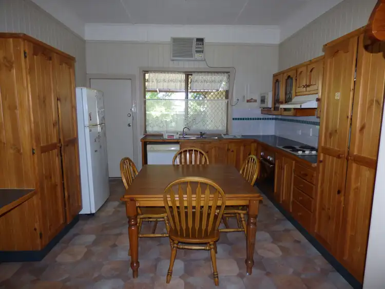 Fifth view of Homely unit listing, Unit 2, 164 Victoria Street, St George QLD 4487