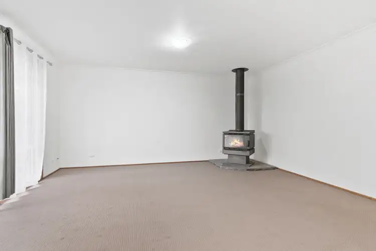 Fifth view of Homely house listing, 1 Sarah Close, Killarney Vale NSW 2261