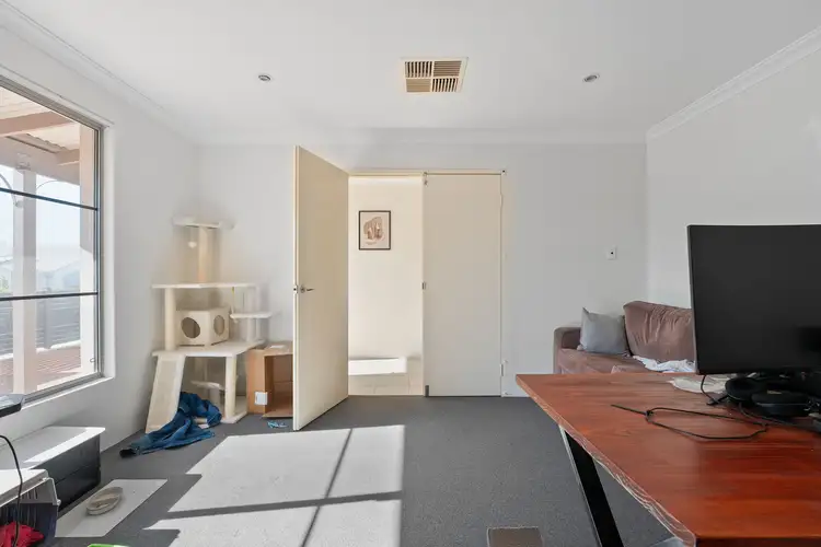 Sixth view of Homely house listing, 2 Linott Close, Baldivis WA 6171