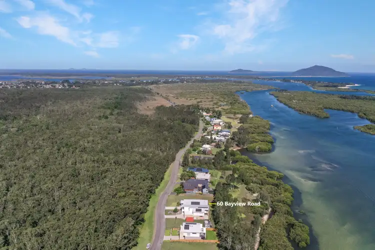 60 Bayview Road, Tea Gardens NSW 2324