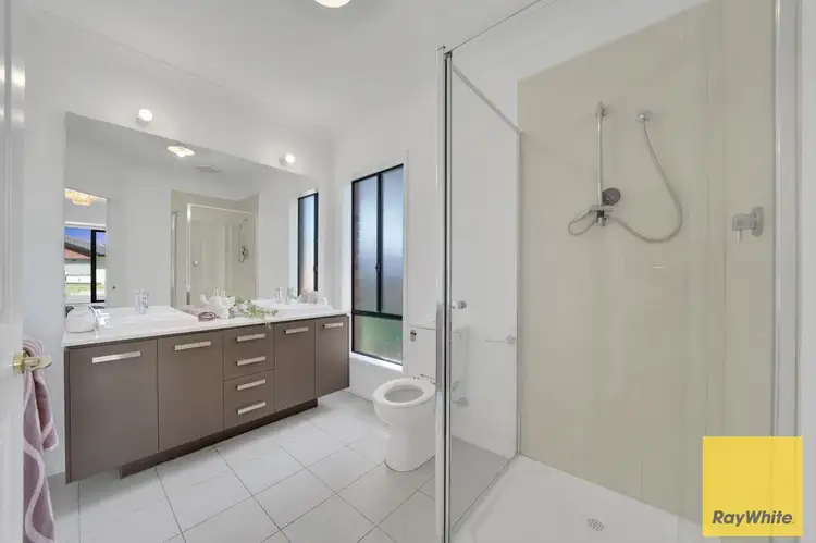 Fourth view of Homely house listing, 2 Peartree Grove, Burnside Heights VIC 3023