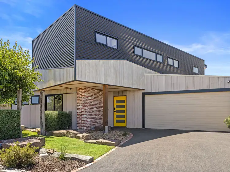 4 Barrier Avenue, Dalyston VIC 3992