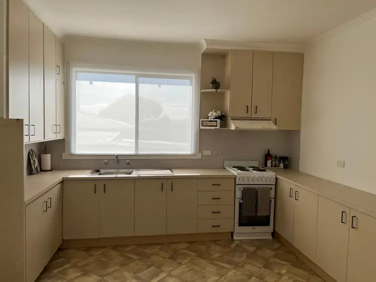 Third view of Homely house listing, 5 Chisholm Crescent, Seymour VIC 3660