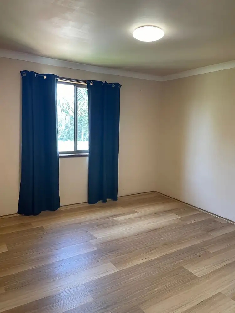 Fourth view of Homely unit listing, 2/460 Northcliffe Drive, Berkeley NSW 2506