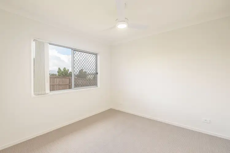Fifth view of Homely semi-detached listing, 35 Bimbadean Circuit, Southside QLD 4570