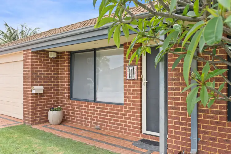 11 Edgbaston Crecent, Port Kennedy WA 6172