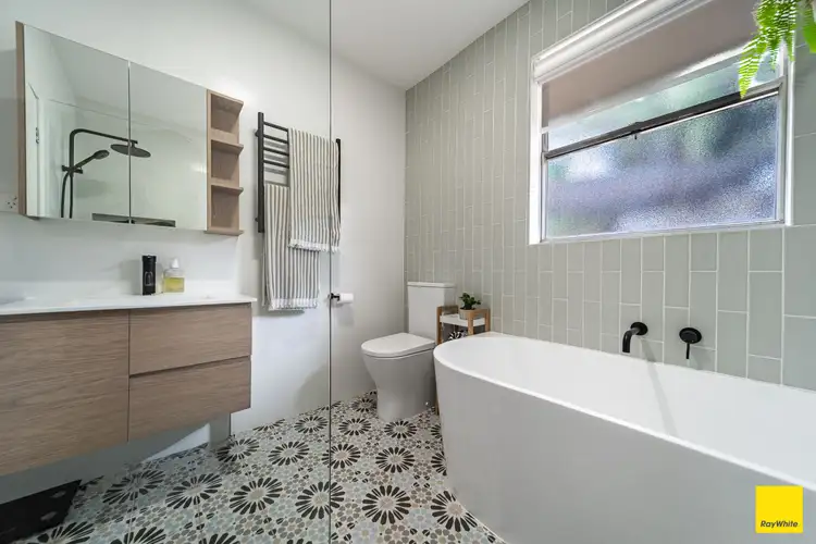 Fifth view of Homely house listing, 1 Farrell Court, North Bendigo VIC 3550