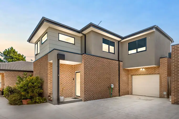119 Cranbourne Road