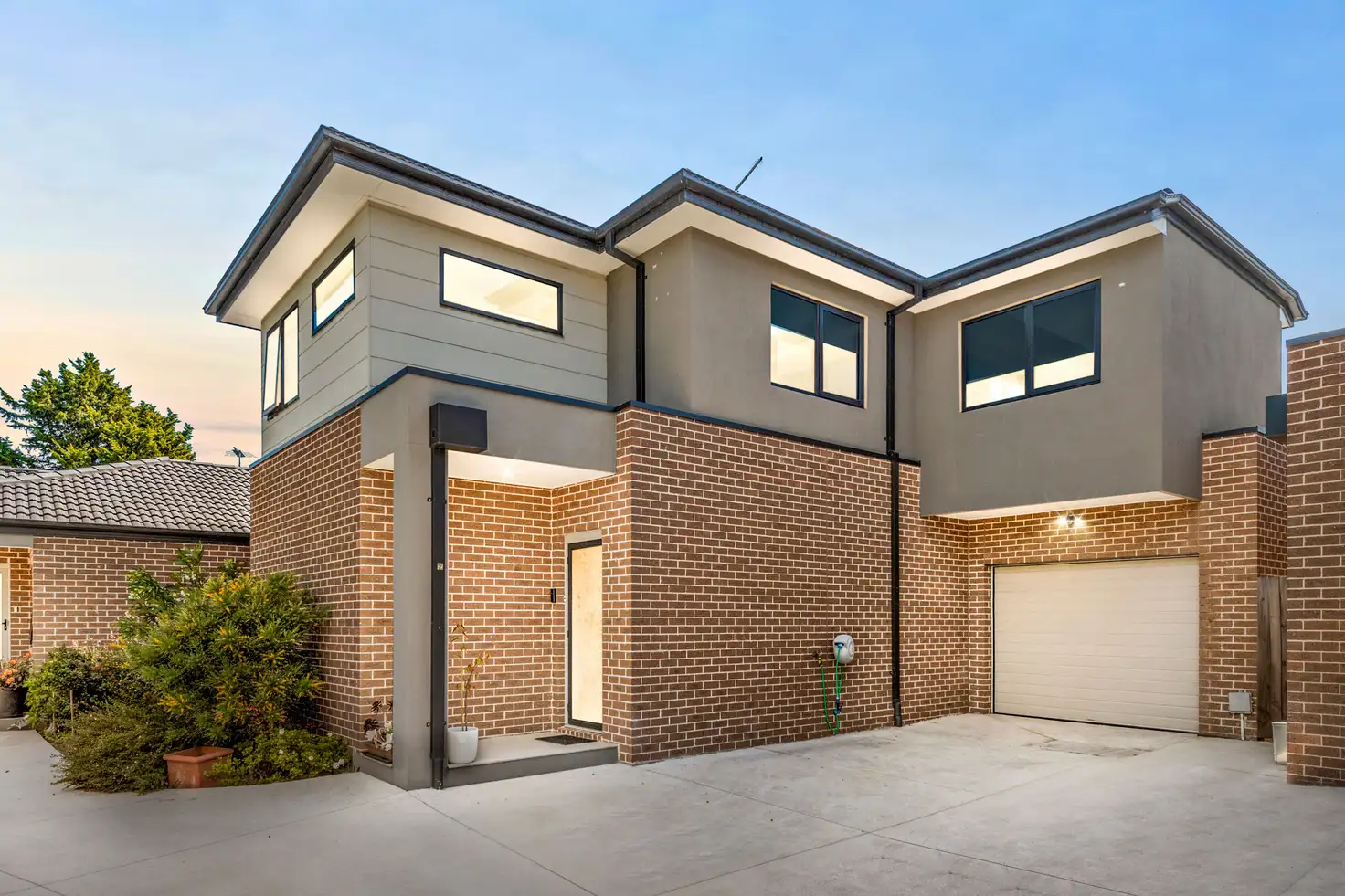 Main view of Homely townhouse listing, 2/119 Cranbourne Road, Frankston VIC 3199
