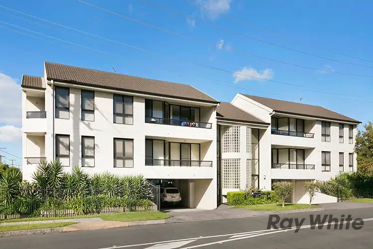 Main view of Homely apartment listing, 4/110 Kembla Street, Wollongong NSW 2500