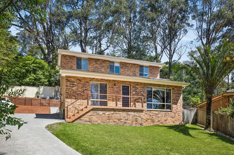 8 Digby Close, Albion Park NSW 2527