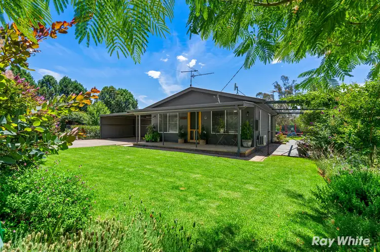 4 Centenary Drive, Marrar NSW 2652