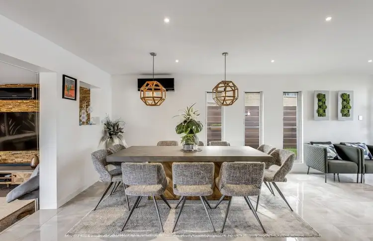 Fifth view of Homely house listing, 2 Alvarado Court, Broadbeach Waters QLD 4218