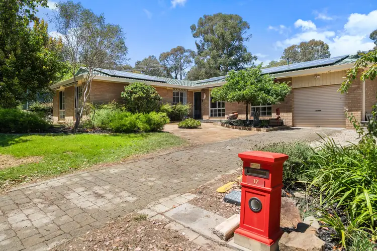 17 Lind Close, Fraser ACT 2615