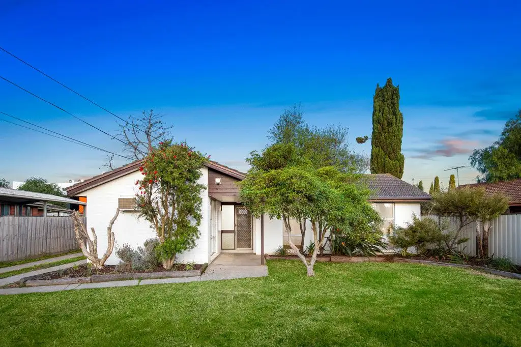 Main view of Homely house listing, 5 Cormorant Crescent, Werribee VIC 3030