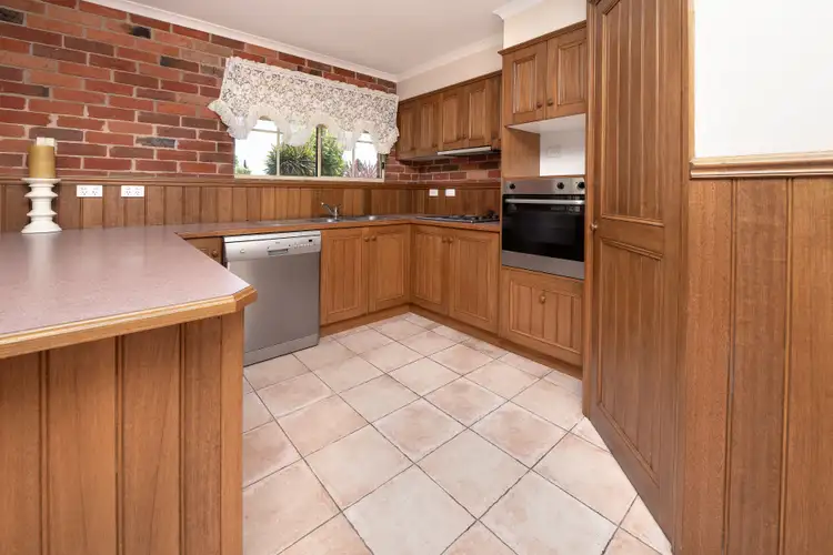 Fifth view of Homely house listing, 3/74 Stradbroke Avenue, Swan Hill VIC 3585