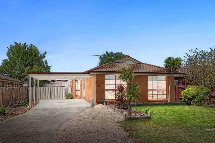 35 Karinya Close, Werribee VIC 3030