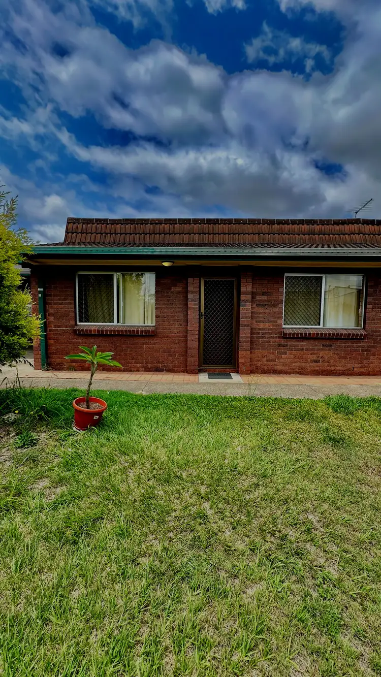 2/222 Redbank Plains Road, Bellbird Park QLD 4300