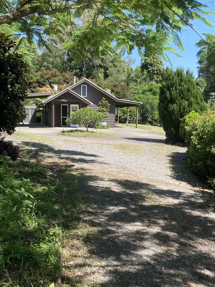 182 Curramore Road