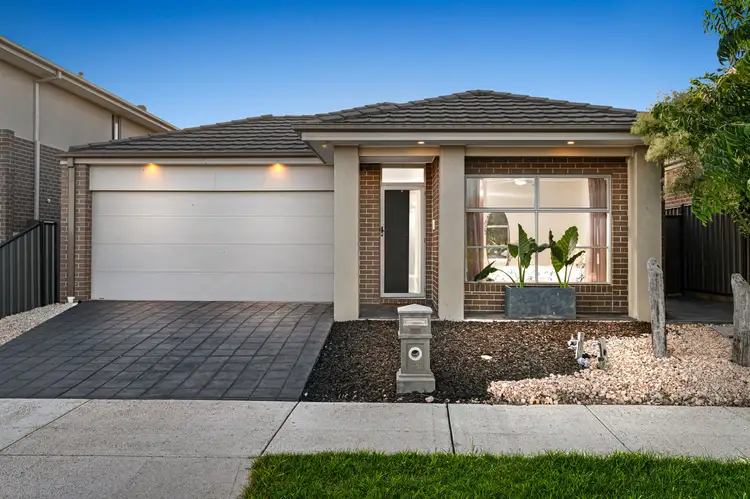 24 Saltlake Boulevard, Wollert VIC 3750
