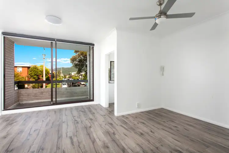 Second view of Homely unit listing, 2/4 Pleasant Avenue, North Wollongong NSW 2500