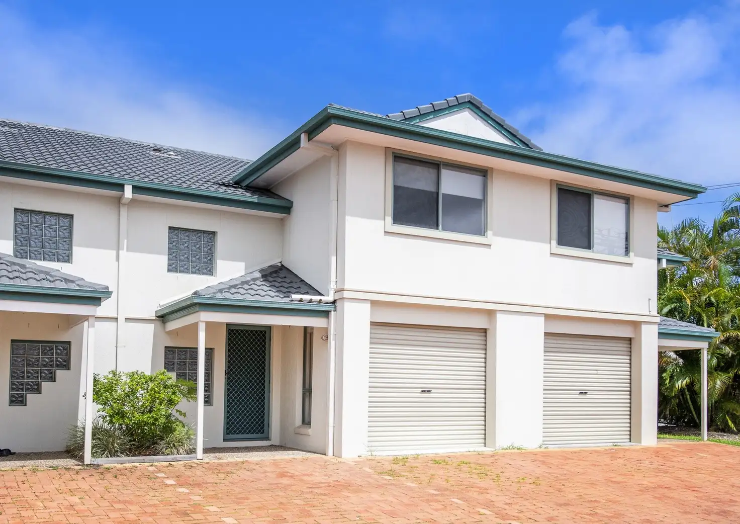 Main view of Homely townhouse listing, 6/105 Pohlman Street, Southport QLD 4215