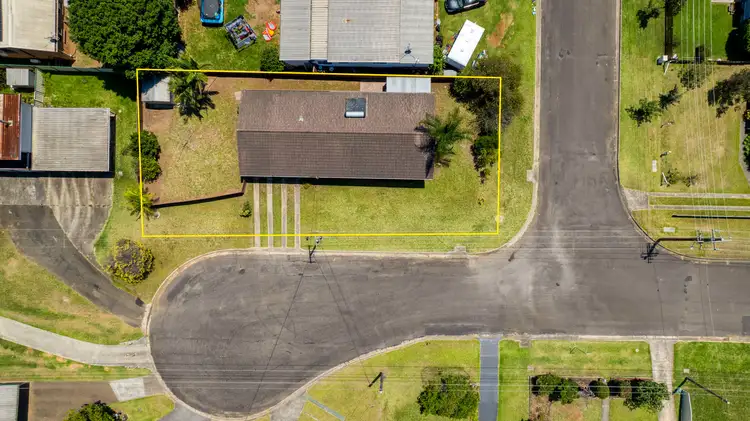 27 Hockey Street, Nowra NSW 2541