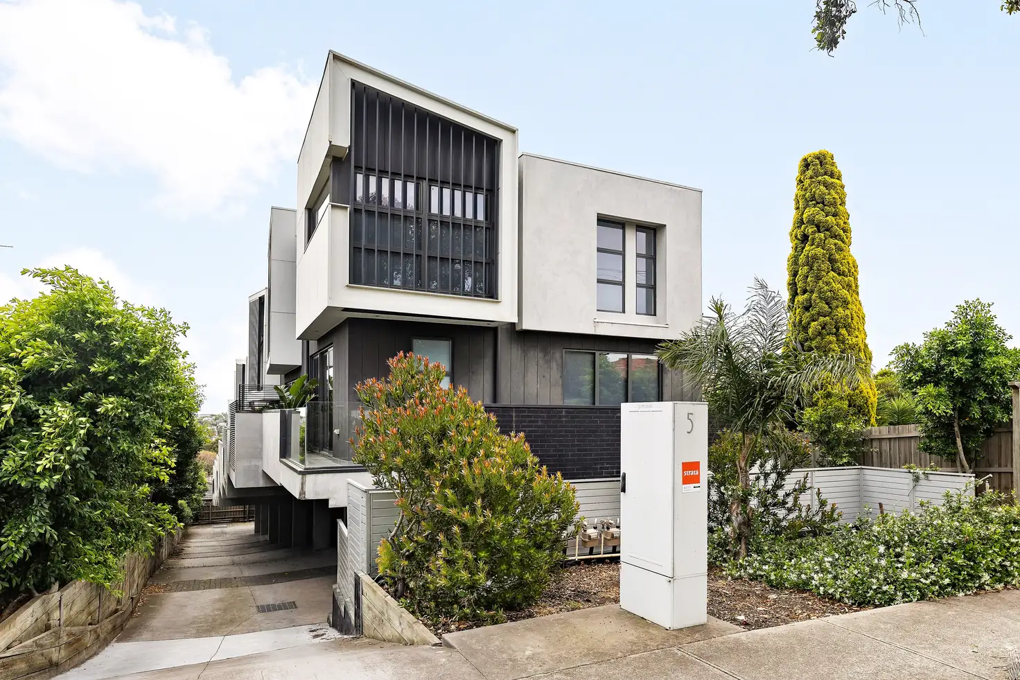 Main view of Homely townhouse listing, 4/5 Bellevue Terrace, Pascoe Vale VIC 3044