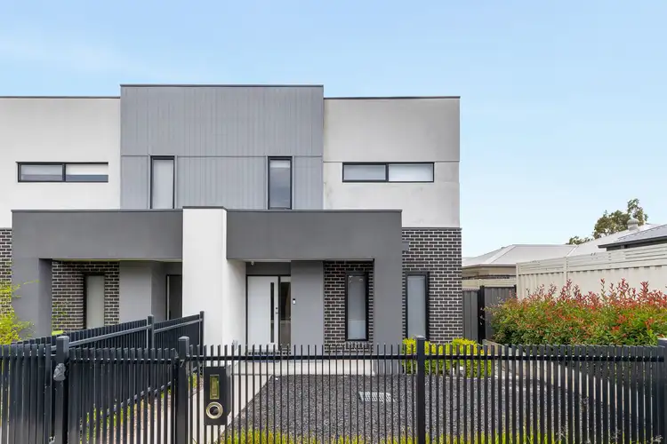 7 Baltic Walk, Craigieburn VIC 3064
