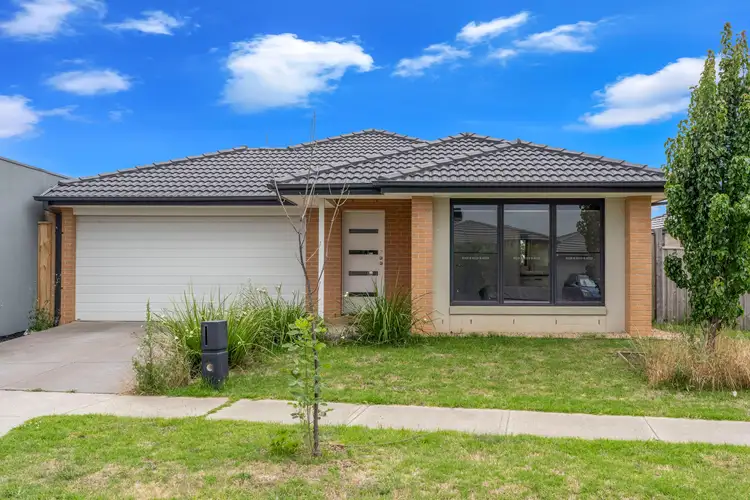 19 Cochrane Avenue, Mickleham VIC 3064