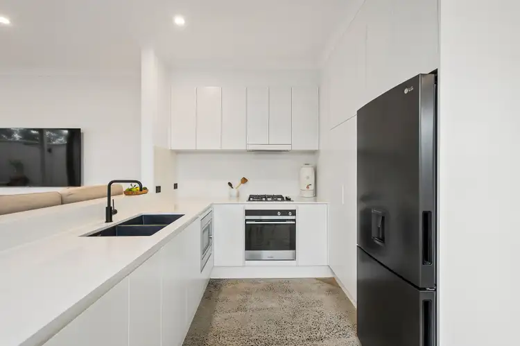 Third view of Homely townhouse listing, 86 B Grey Street, Keiraville NSW 2500