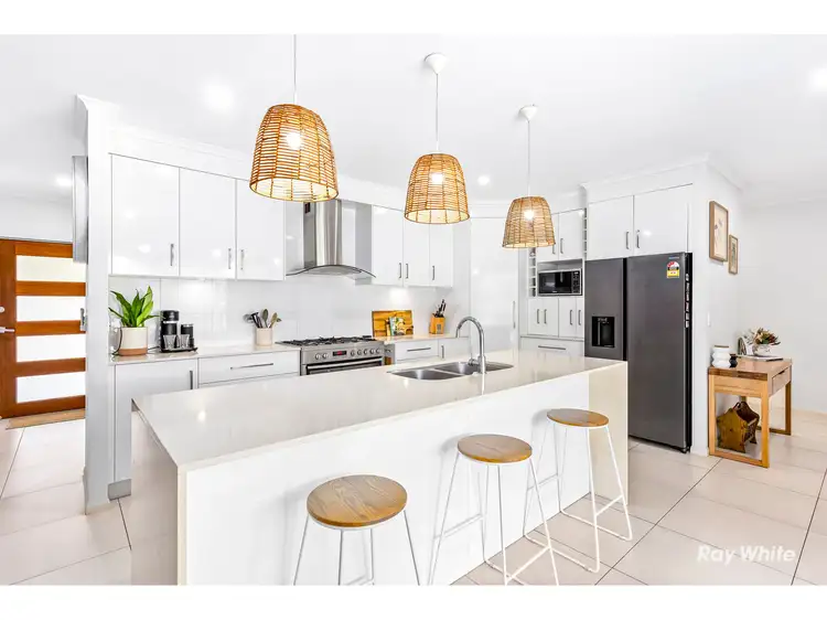 Fifth view of Homely house listing, 3 Crystal Court, Barmaryee QLD 4703