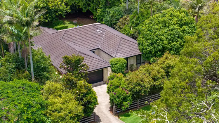 9 Dixon Avenue, Maleny QLD 4552