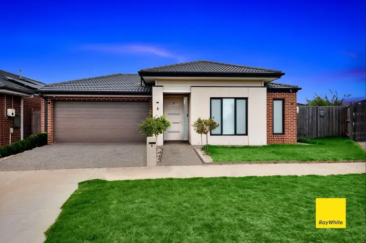 9 Kinship Way