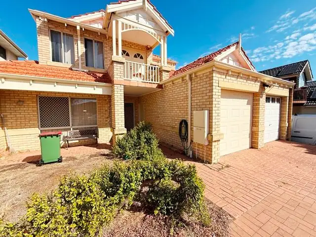 Room  4/76 Prescott Drive, Murdoch WA 6150