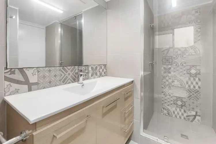 Sixth view of Homely unit listing, 12/22 Woodroffe Avenue, Main Beach QLD 4217