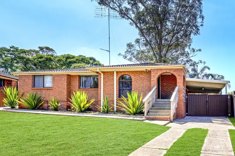 10 & 10a Rosella Place, Cranebrook NSW 2749