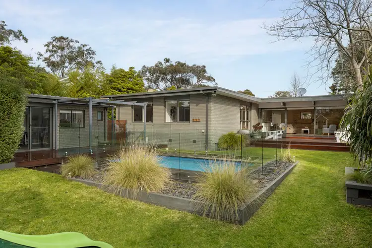 19 Pratt Avenue, Frankston South VIC 3199